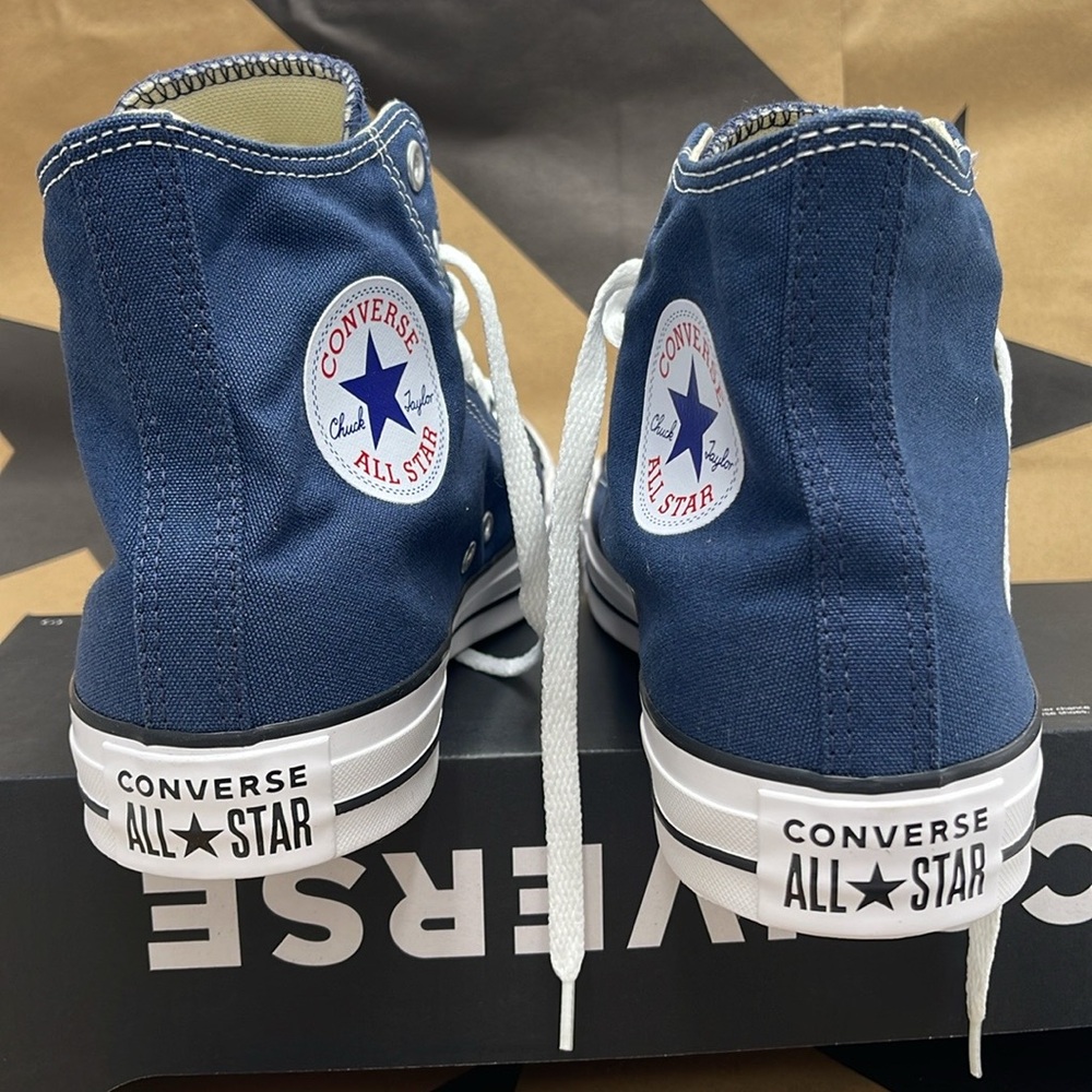 Converse Men's Blue High-Top Sneakers Classic Colors Navy - Picture 13 of 16